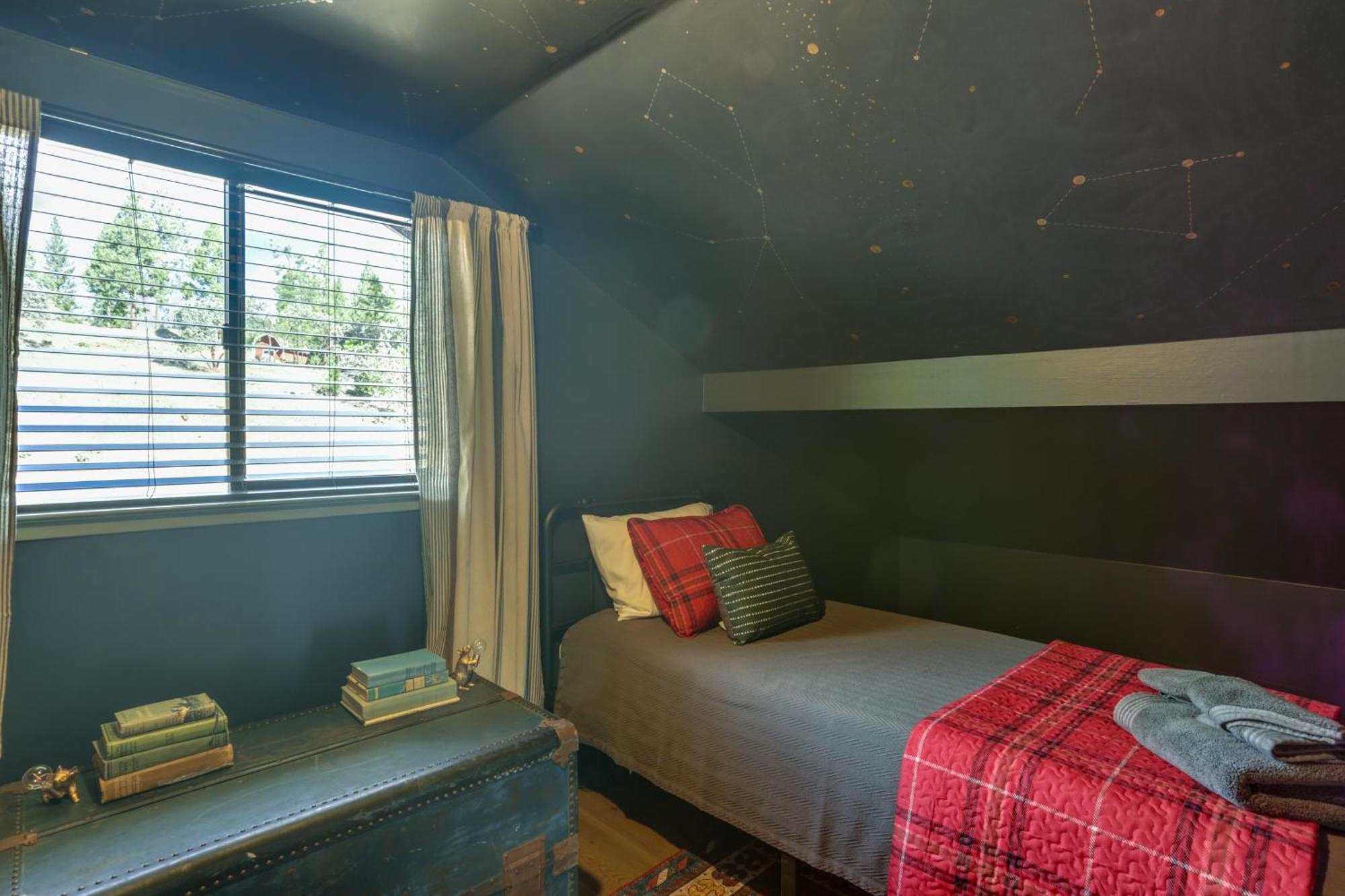 Pet-Friendly Escape With Game Room And Fire Pit! North Fork Exteriör bild