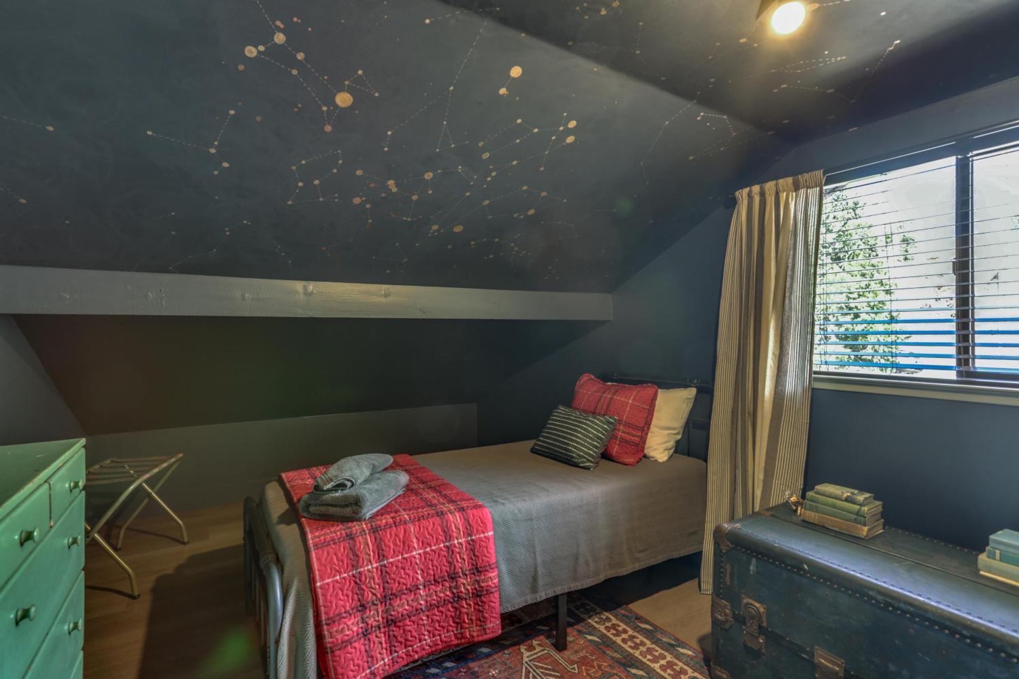 Pet-Friendly Escape With Game Room And Fire Pit! North Fork Exteriör bild